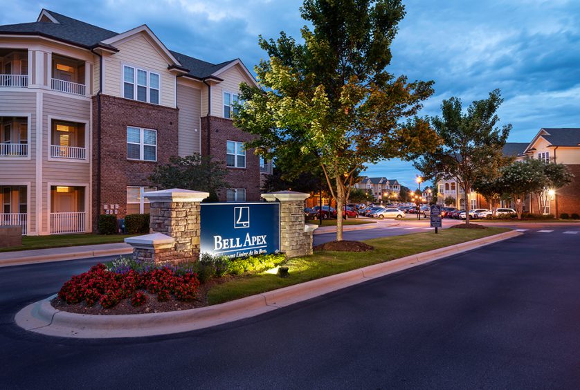 Exterior Furnished Apartments in Raleigh and Durham peaksuitesnc