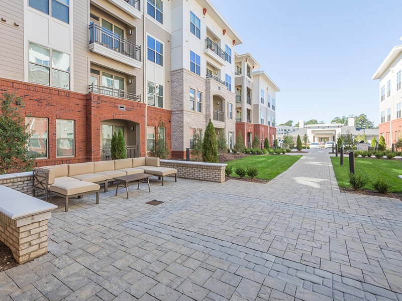 Franklin CR Grounds Furnished Apartments in Raleigh and Durham