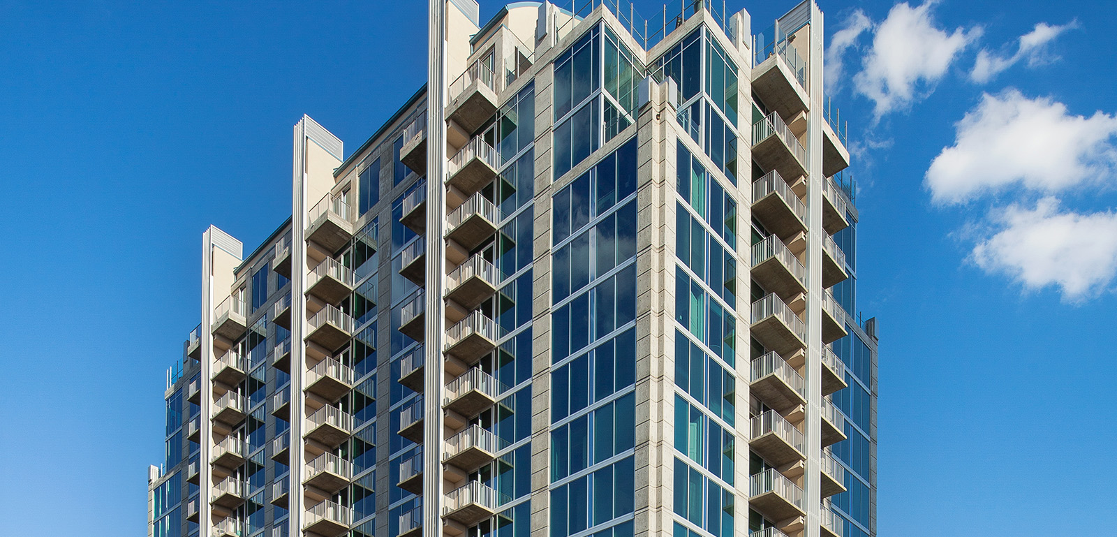 Skyhouse II Furnished Apartments in Raleigh and Durham peaksuitesnc