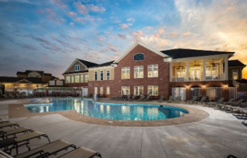 Apex Villages at Westford building and outdoor pool